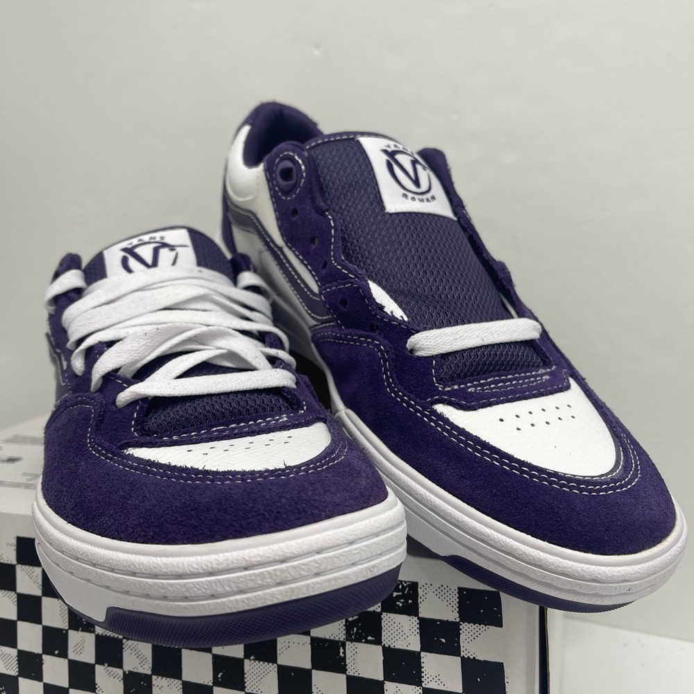 Vans Men's Purple and White Skate Rowan 2
Purple
VN000D3SPRP Sneakers - Picture 5 of 16